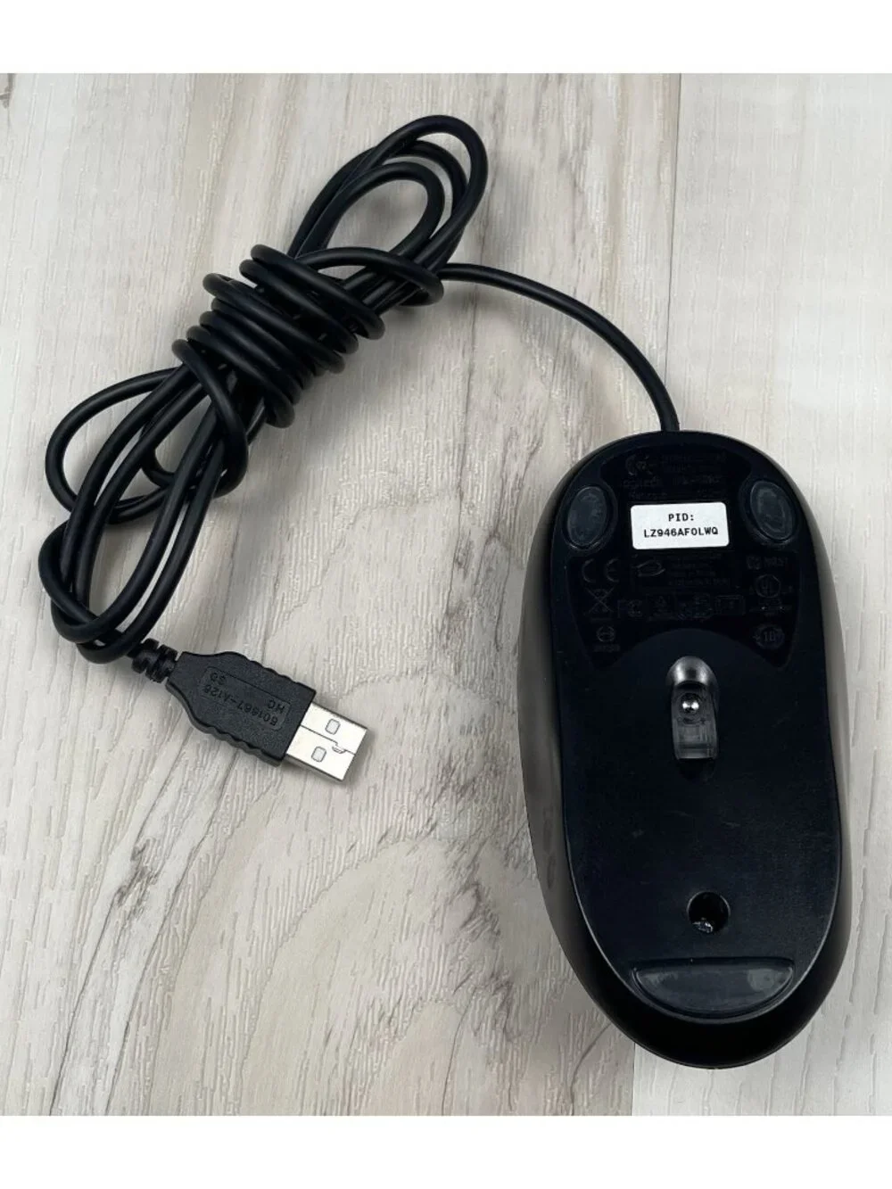 LOGITECH Corded USB Optical 3-Button Mouse w/ Scroll Wheel M/N M-UAE96 TESTED
